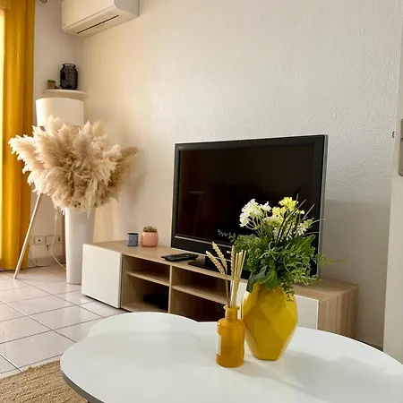 Le Juana Ii Apartament *
