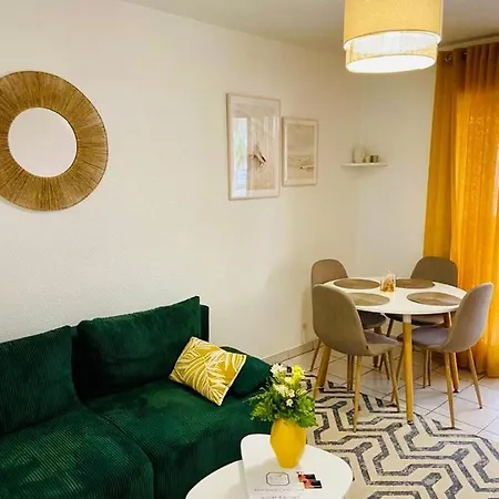 Le Juana Ii Антіб